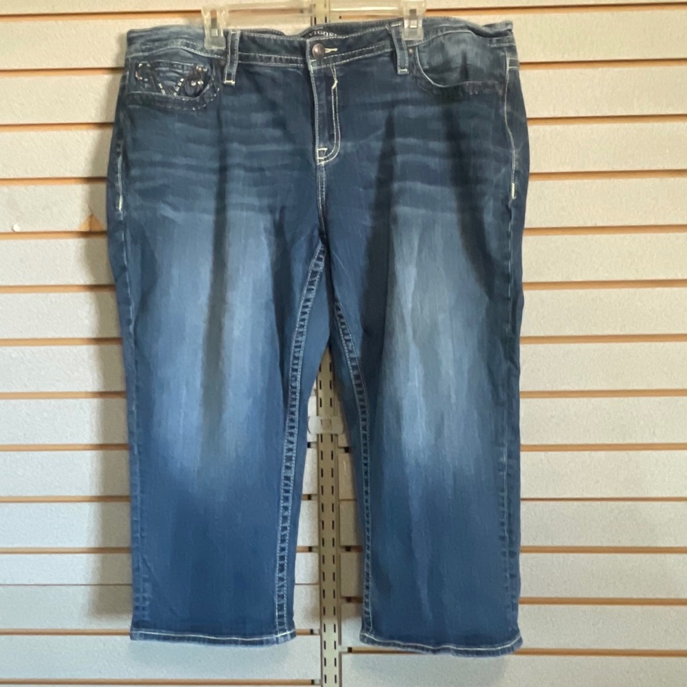 Vigoss Heritage Fit Capri Jeans Womens 24 Blue Embellished Rhinestone Flap